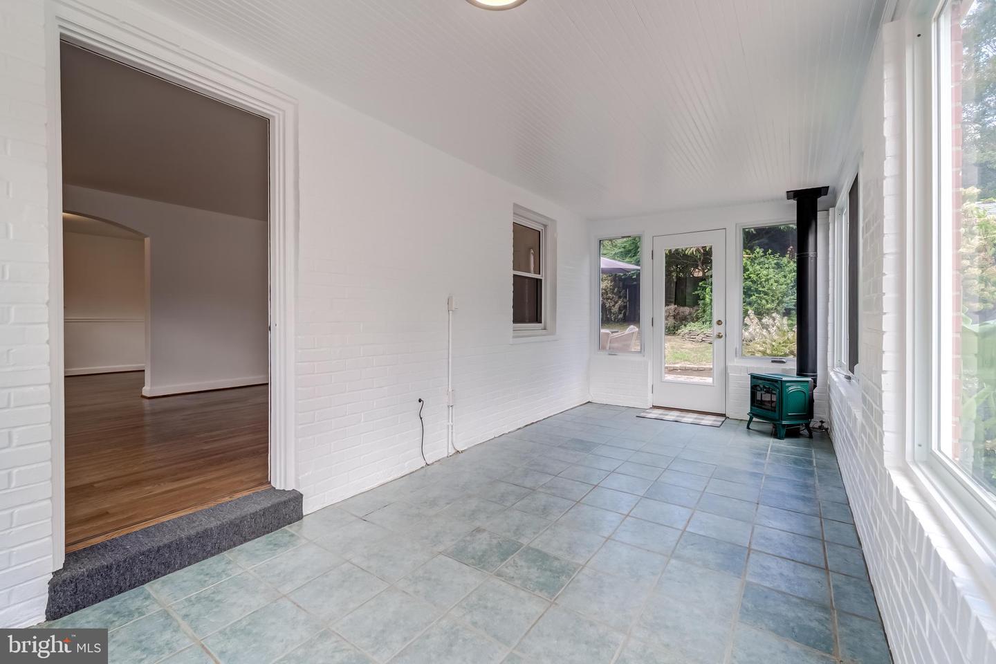 4841 1ST ST S, ARLINGTON, Virginia 22204, 3 Bedrooms Bedrooms, ,2 BathroomsBathrooms,Residential,For sale,4841 1ST ST S,VAAR2062754 MLS # VAAR2062754