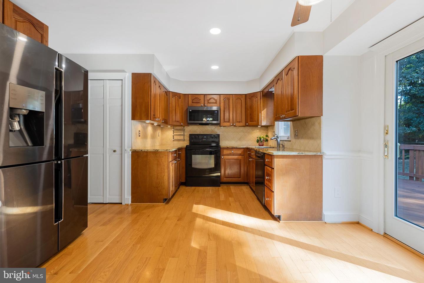 8710 WHITSON CT, SPRINGFIELD, Virginia 22153, 4 Bedrooms Bedrooms, 7 Rooms Rooms,2 BathroomsBathrooms,Residential,For sale,8710 WHITSON CT,VAFX2263808 MLS # VAFX2263808