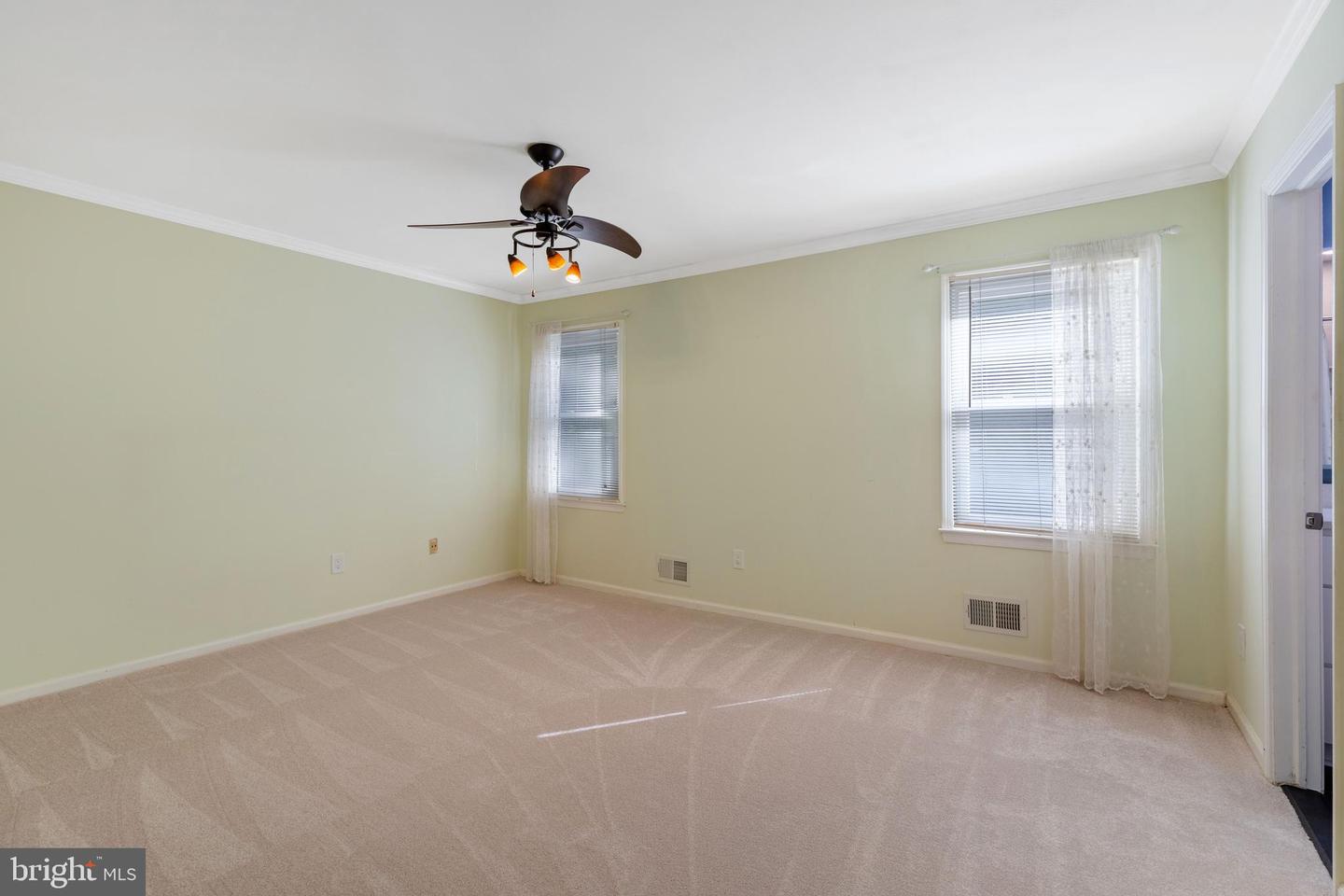 8710 WHITSON CT, SPRINGFIELD, Virginia 22153, 4 Bedrooms Bedrooms, 7 Rooms Rooms,2 BathroomsBathrooms,Residential,For sale,8710 WHITSON CT,VAFX2263808 MLS # VAFX2263808