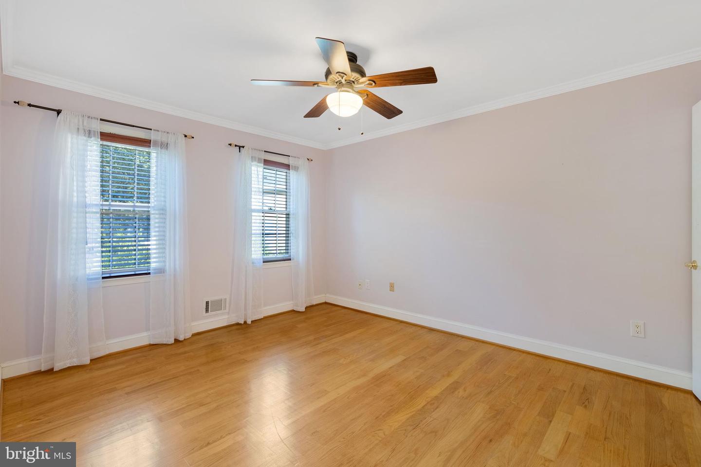 8710 WHITSON CT, SPRINGFIELD, Virginia 22153, 4 Bedrooms Bedrooms, 7 Rooms Rooms,2 BathroomsBathrooms,Residential,For sale,8710 WHITSON CT,VAFX2263808 MLS # VAFX2263808