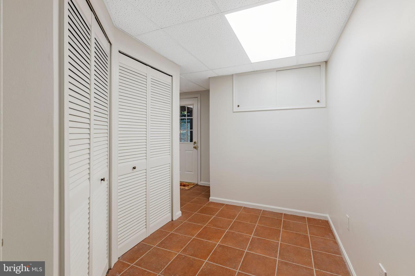 8710 WHITSON CT, SPRINGFIELD, Virginia 22153, 4 Bedrooms Bedrooms, 7 Rooms Rooms,2 BathroomsBathrooms,Residential,For sale,8710 WHITSON CT,VAFX2263808 MLS # VAFX2263808