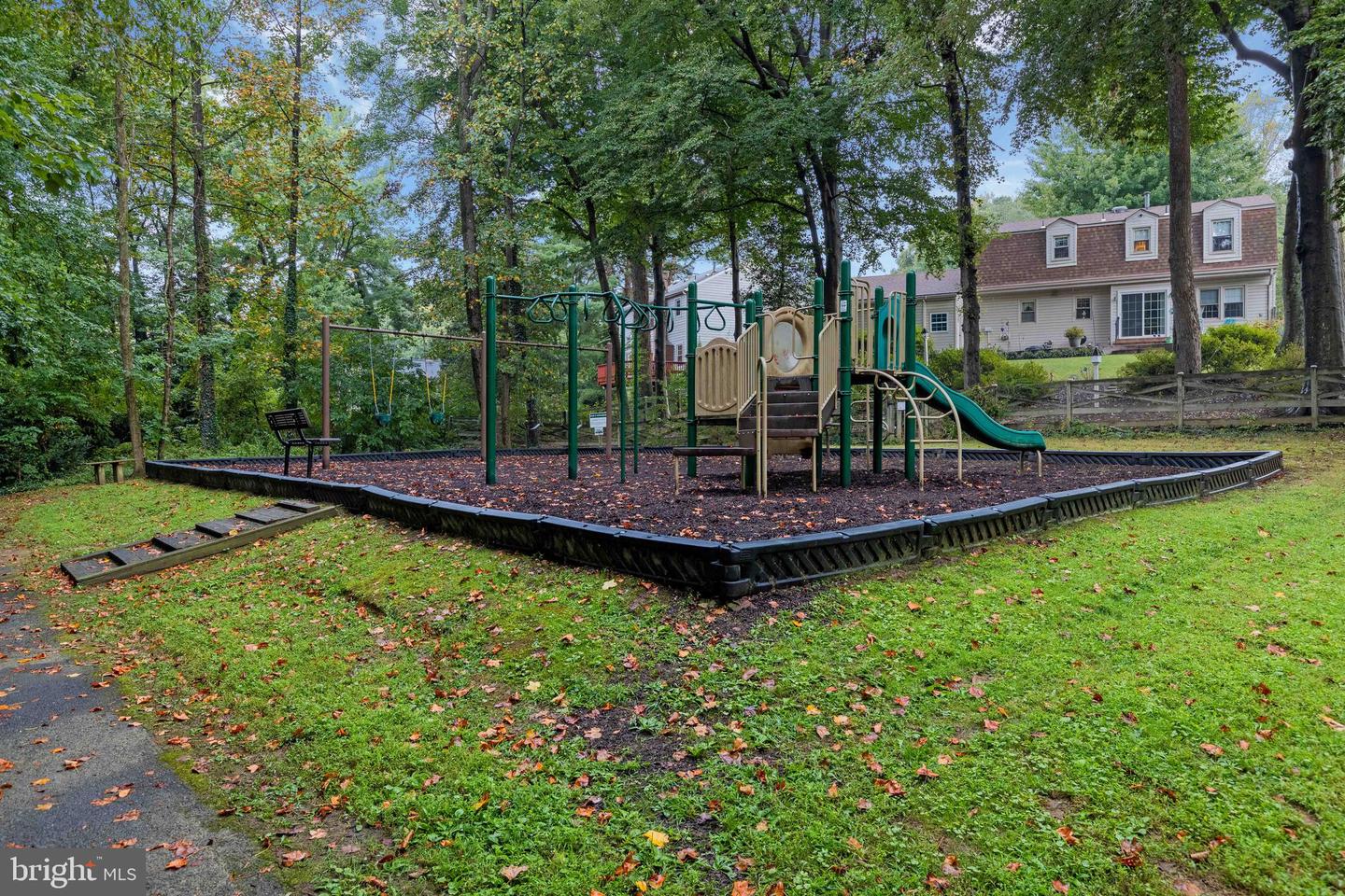 8710 WHITSON CT, SPRINGFIELD, Virginia 22153, 4 Bedrooms Bedrooms, 7 Rooms Rooms,2 BathroomsBathrooms,Residential,For sale,8710 WHITSON CT,VAFX2263808 MLS # VAFX2263808