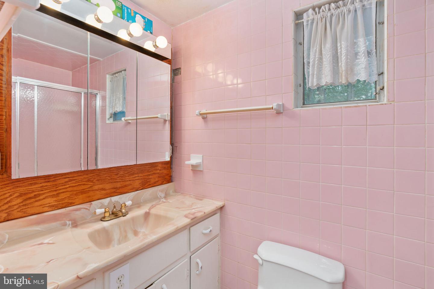 538 HOPE RD, STAFFORD, Virginia 22554, 5 Bedrooms Bedrooms, ,3 BathroomsBathrooms,Residential,For sale,538 HOPE RD,VAST2042476 MLS # VAST2042476