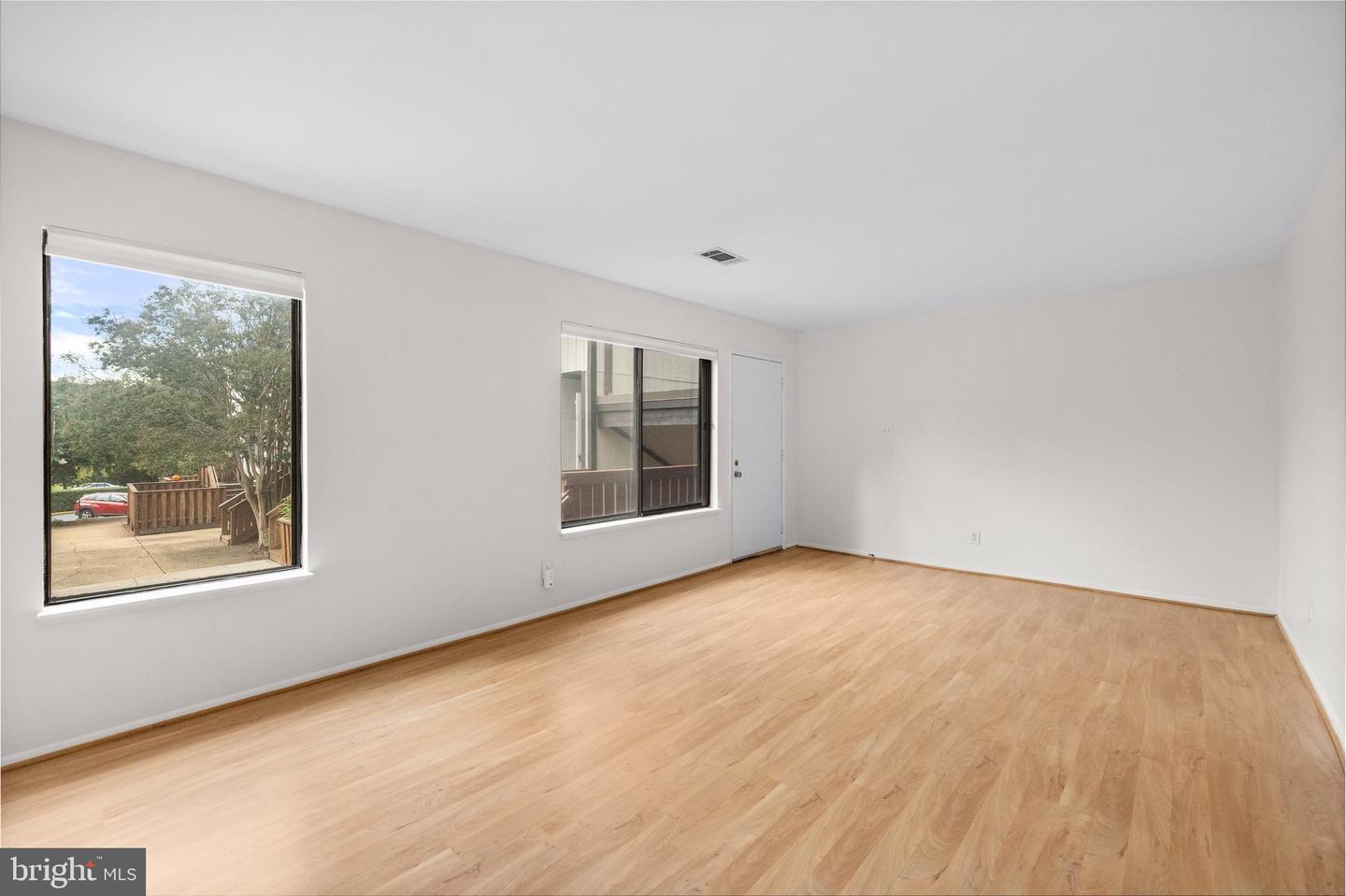 1709 WESTWIND WAY #10B, MCLEAN, Virginia 22102, 3 Bedrooms Bedrooms, ,2 BathroomsBathrooms,Residential,For sale,1709 WESTWIND WAY #10B,VAFX2265790 MLS # VAFX2265790