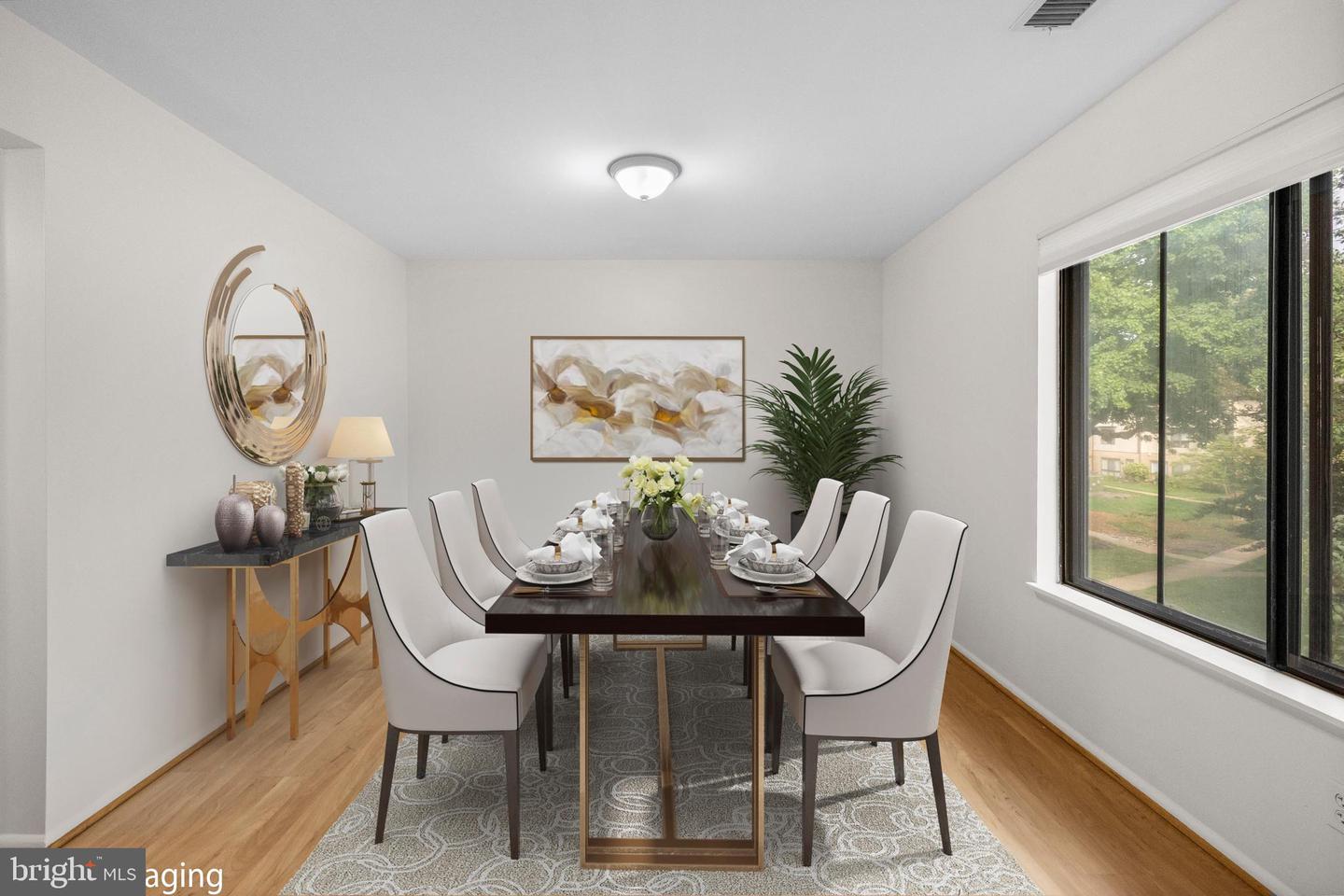 1709 WESTWIND WAY #10B, MCLEAN, Virginia 22102, 3 Bedrooms Bedrooms, ,2 BathroomsBathrooms,Residential,For sale,1709 WESTWIND WAY #10B,VAFX2265790 MLS # VAFX2265790