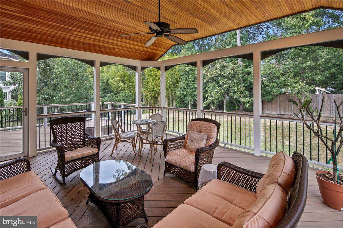 9420 FERRY LANDING CT, ALEXANDRIA, Virginia 22309, 5 Bedrooms Bedrooms, ,4 BathroomsBathrooms,Residential,For sale,9420 FERRY LANDING CT,VAFX2266384 MLS # VAFX2266384