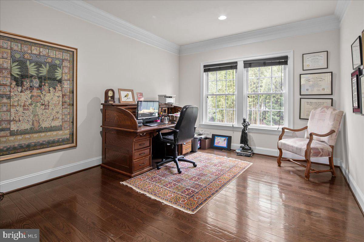 9420 FERRY LANDING CT, ALEXANDRIA, Virginia 22309, 5 Bedrooms Bedrooms, ,4 BathroomsBathrooms,Residential,For sale,9420 FERRY LANDING CT,VAFX2266384 MLS # VAFX2266384
