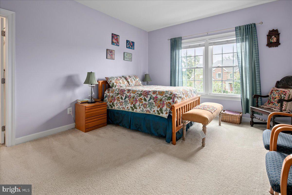 9420 FERRY LANDING CT, ALEXANDRIA, Virginia 22309, 5 Bedrooms Bedrooms, ,4 BathroomsBathrooms,Residential,For sale,9420 FERRY LANDING CT,VAFX2266384 MLS # VAFX2266384