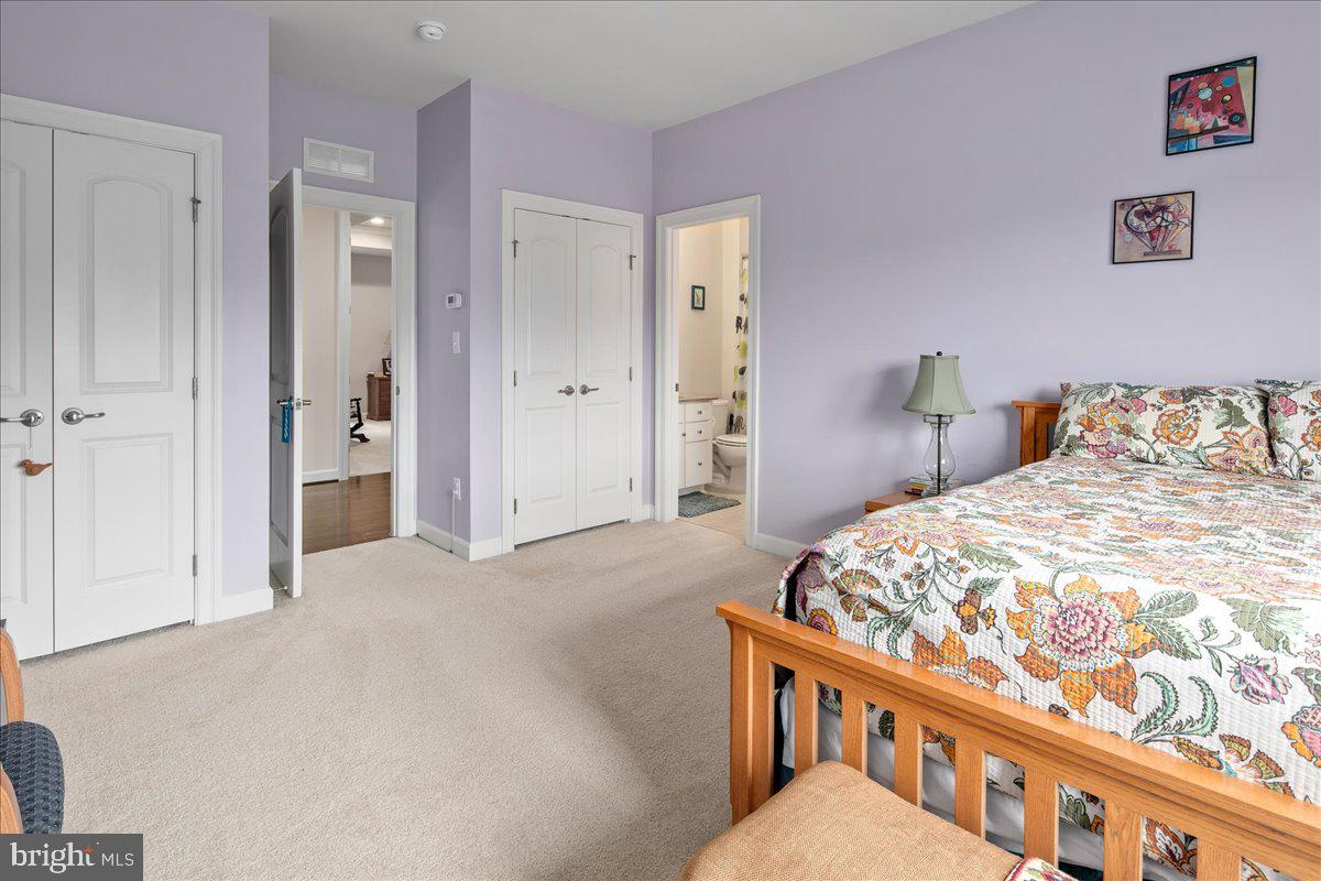 9420 FERRY LANDING CT, ALEXANDRIA, Virginia 22309, 5 Bedrooms Bedrooms, ,4 BathroomsBathrooms,Residential,For sale,9420 FERRY LANDING CT,VAFX2266384 MLS # VAFX2266384