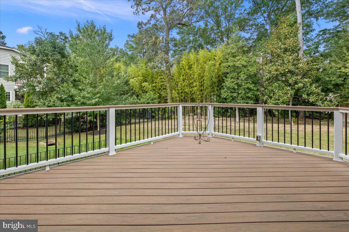 9420 FERRY LANDING CT, ALEXANDRIA, Virginia 22309, 5 Bedrooms Bedrooms, ,4 BathroomsBathrooms,Residential,For sale,9420 FERRY LANDING CT,VAFX2266384 MLS # VAFX2266384