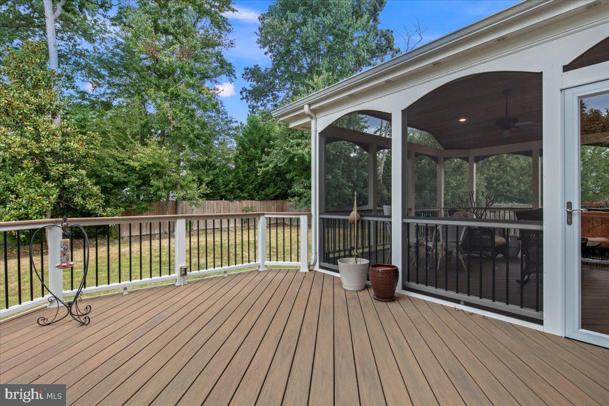 9420 FERRY LANDING CT, ALEXANDRIA, Virginia 22309, 5 Bedrooms Bedrooms, ,4 BathroomsBathrooms,Residential,For sale,9420 FERRY LANDING CT,VAFX2266384 MLS # VAFX2266384