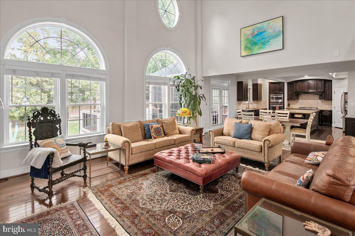 9420 FERRY LANDING CT, ALEXANDRIA, Virginia 22309, 5 Bedrooms Bedrooms, ,4 BathroomsBathrooms,Residential,For sale,9420 FERRY LANDING CT,VAFX2266384 MLS # VAFX2266384
