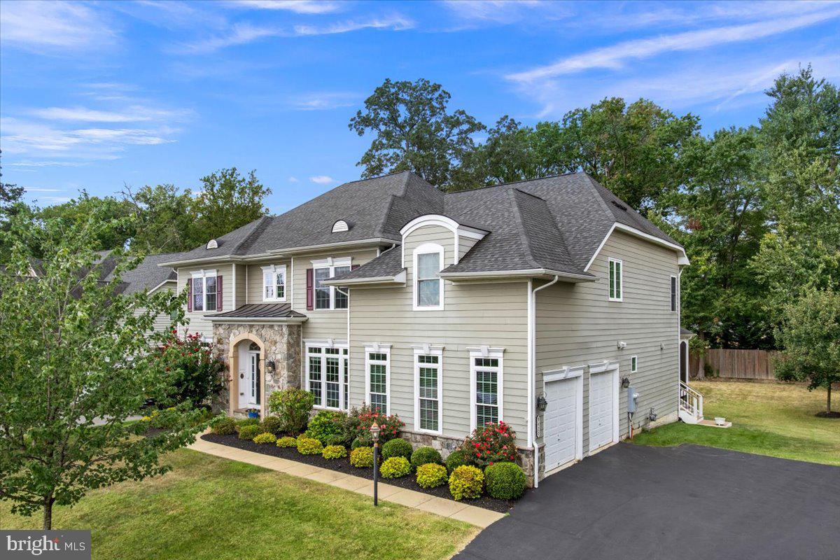 9420 FERRY LANDING CT, ALEXANDRIA, Virginia 22309, 5 Bedrooms Bedrooms, ,4 BathroomsBathrooms,Residential,For sale,9420 FERRY LANDING CT,VAFX2266384 MLS # VAFX2266384