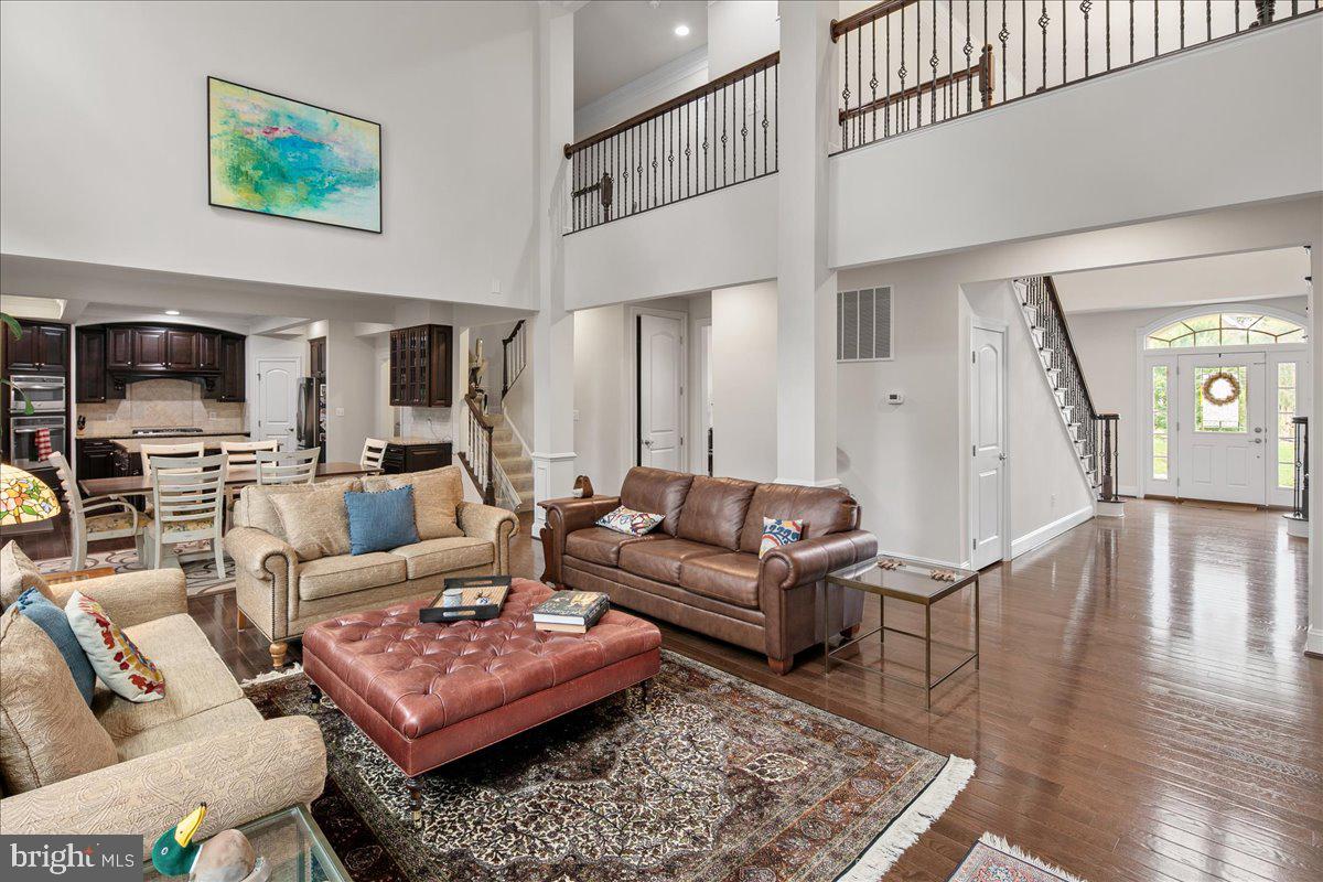 9420 FERRY LANDING CT, ALEXANDRIA, Virginia 22309, 5 Bedrooms Bedrooms, ,4 BathroomsBathrooms,Residential,For sale,9420 FERRY LANDING CT,VAFX2266384 MLS # VAFX2266384