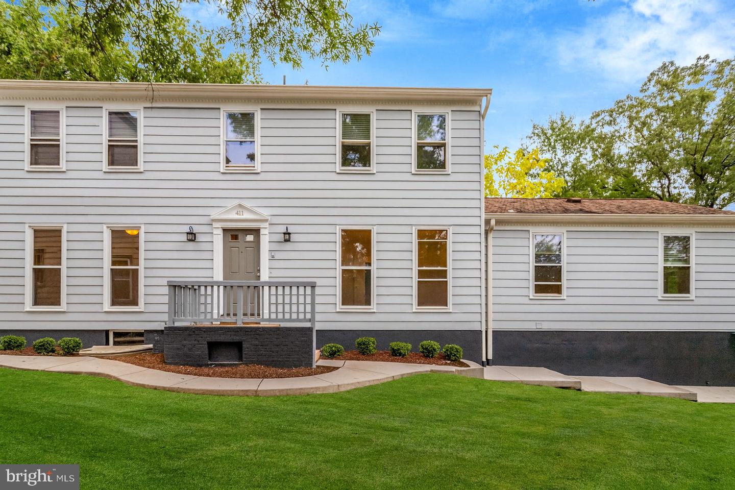 411 N BRYAN ST, ARLINGTON, Virginia 22201, 5 Bedrooms Bedrooms, ,4 BathroomsBathrooms,Residential,For sale,411 N BRYAN ST,VAAR2063526 MLS # VAAR2063526