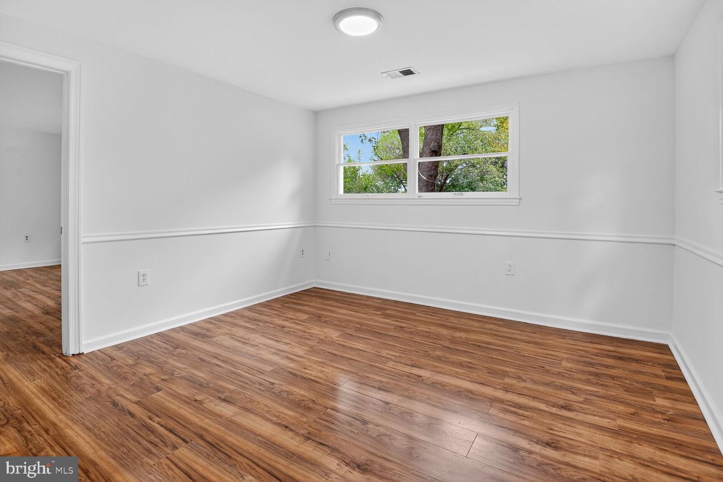 202 E GORDON ST, STERLING, Virginia 20164, 5 Bedrooms Bedrooms, ,2 BathroomsBathrooms,Residential,For sale,202 E GORDON ST,VALO2106642 MLS # VALO2106642