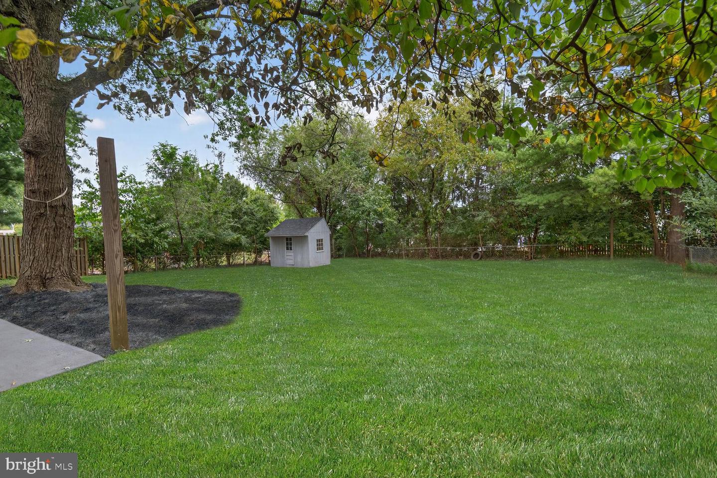 202 E GORDON ST, STERLING, Virginia 20164, 5 Bedrooms Bedrooms, ,2 BathroomsBathrooms,Residential,For sale,202 E GORDON ST,VALO2106642 MLS # VALO2106642