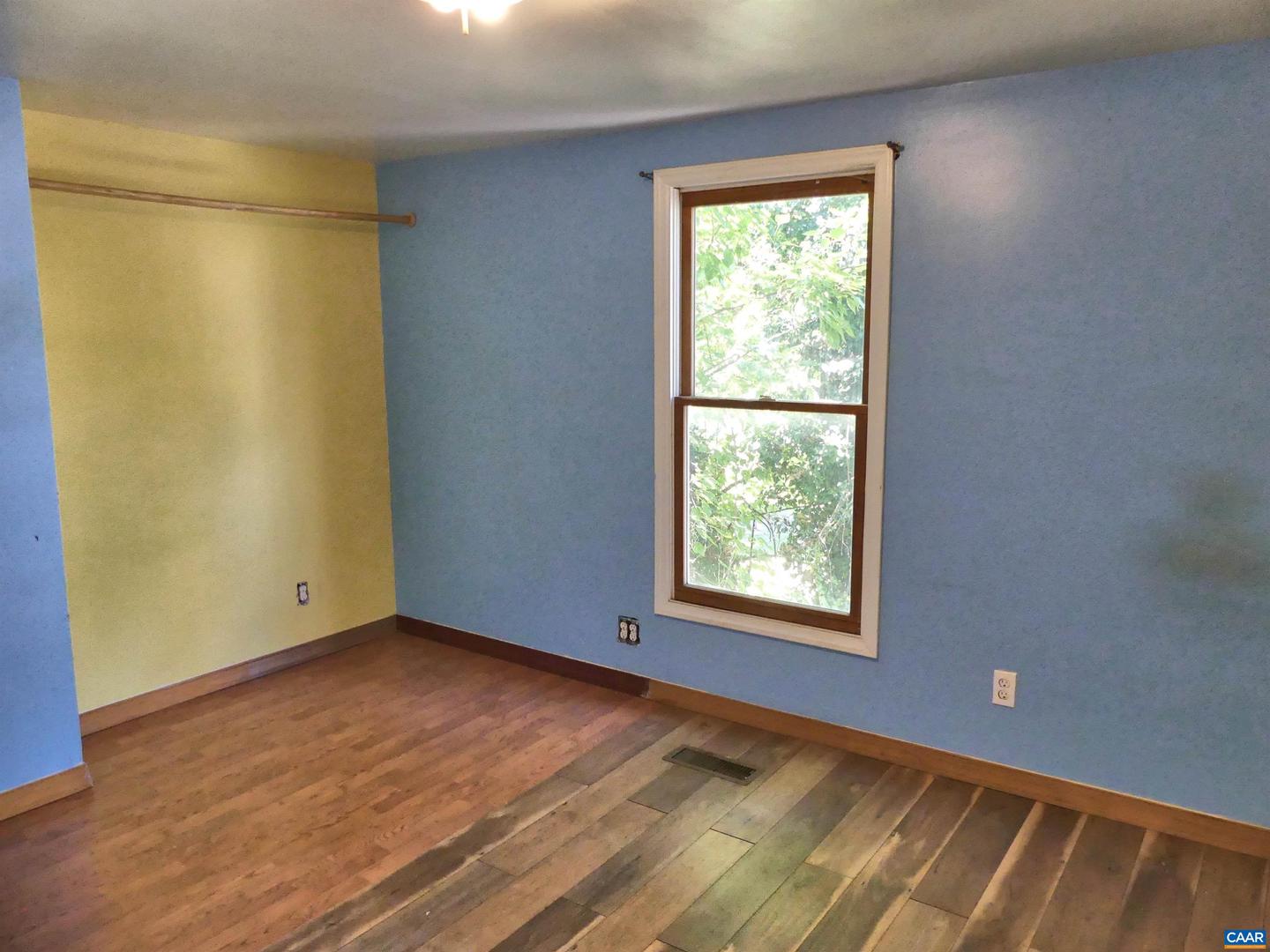 908 RIVES ST, CHARLOTTESVILLE, Virginia 22902, 3 Bedrooms Bedrooms, ,3 BathroomsBathrooms,Residential,For sale,908 RIVES ST,668825 MLS # 668825