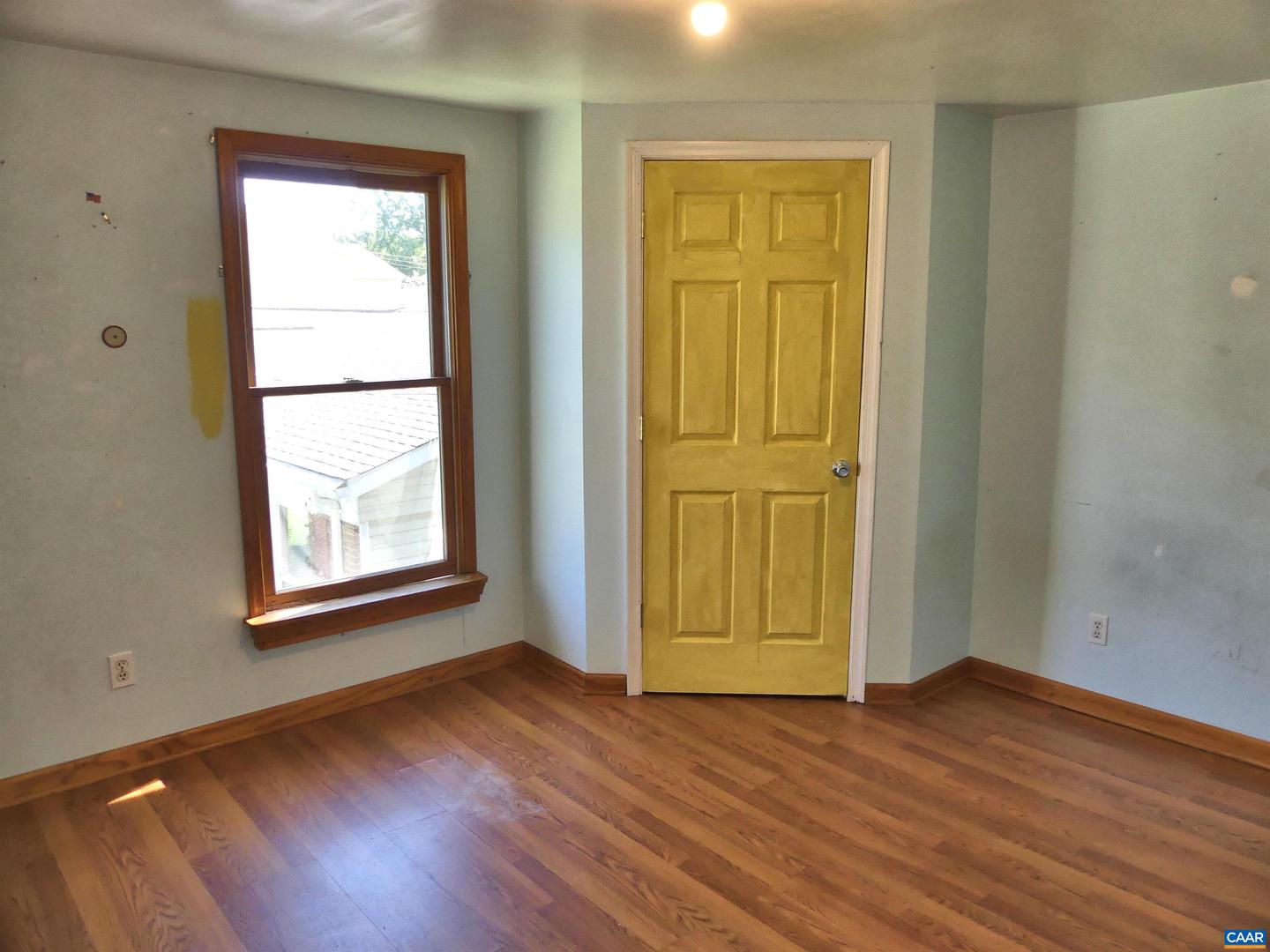 908 RIVES ST, CHARLOTTESVILLE, Virginia 22902, 3 Bedrooms Bedrooms, ,3 BathroomsBathrooms,Residential,For sale,908 RIVES ST,668825 MLS # 668825
