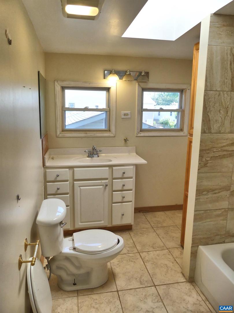 908 RIVES ST, CHARLOTTESVILLE, Virginia 22902, 3 Bedrooms Bedrooms, ,3 BathroomsBathrooms,Residential,For sale,908 RIVES ST,668825 MLS # 668825