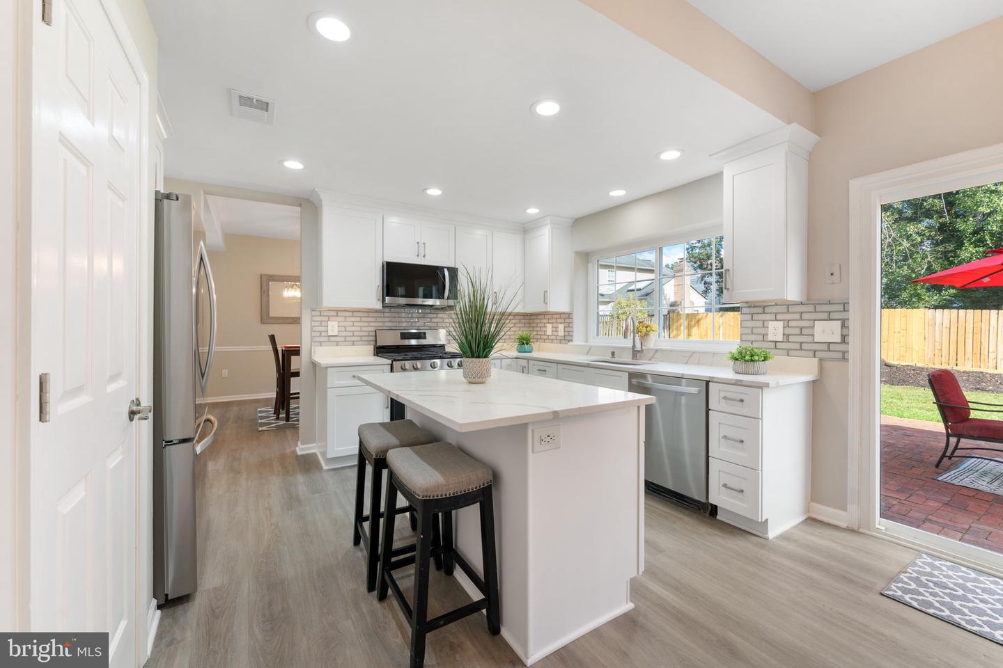7033 BEDROCK RD, ALEXANDRIA, Virginia 22306, 4 Bedrooms Bedrooms, ,2 BathroomsBathrooms,Residential,For sale,7033 BEDROCK RD,VAFX2266780 MLS # VAFX2266780