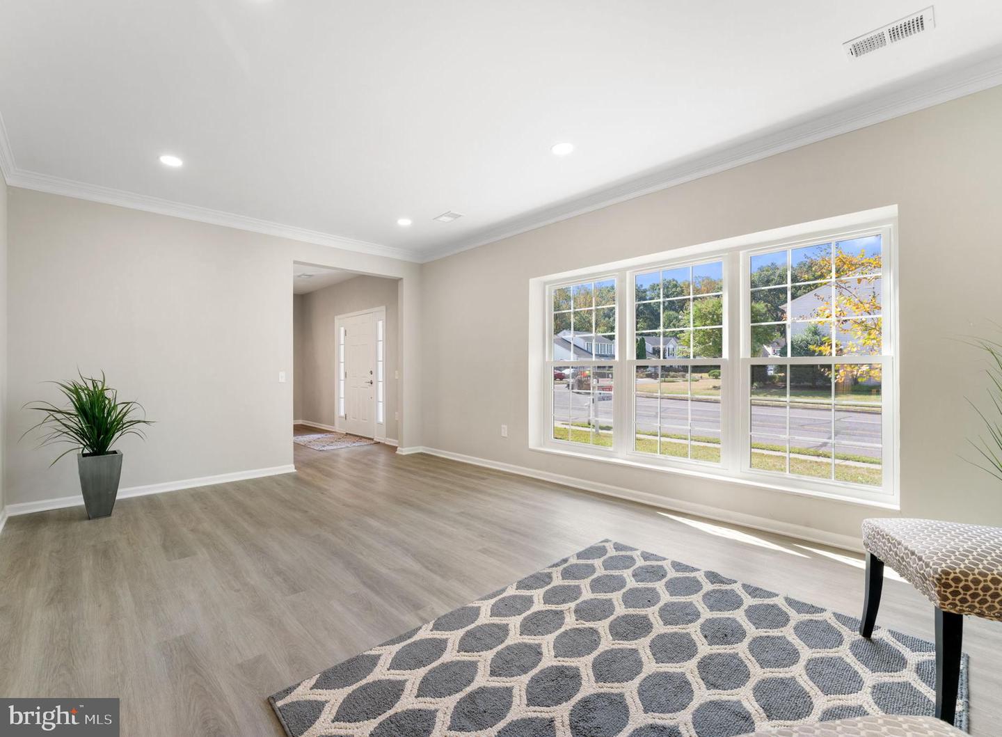 7033 BEDROCK RD, ALEXANDRIA, Virginia 22306, 4 Bedrooms Bedrooms, ,2 BathroomsBathrooms,Residential,For sale,7033 BEDROCK RD,VAFX2266780 MLS # VAFX2266780
