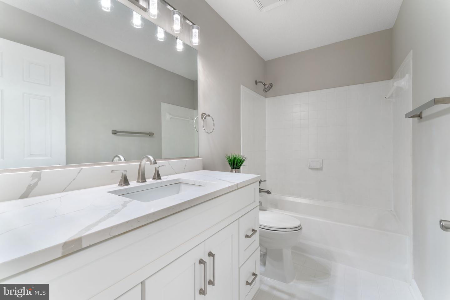 7033 BEDROCK RD, ALEXANDRIA, Virginia 22306, 4 Bedrooms Bedrooms, ,2 BathroomsBathrooms,Residential,For sale,7033 BEDROCK RD,VAFX2266780 MLS # VAFX2266780