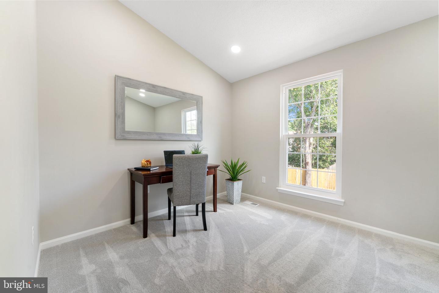 7033 BEDROCK RD, ALEXANDRIA, Virginia 22306, 4 Bedrooms Bedrooms, ,2 BathroomsBathrooms,Residential,For sale,7033 BEDROCK RD,VAFX2266780 MLS # VAFX2266780