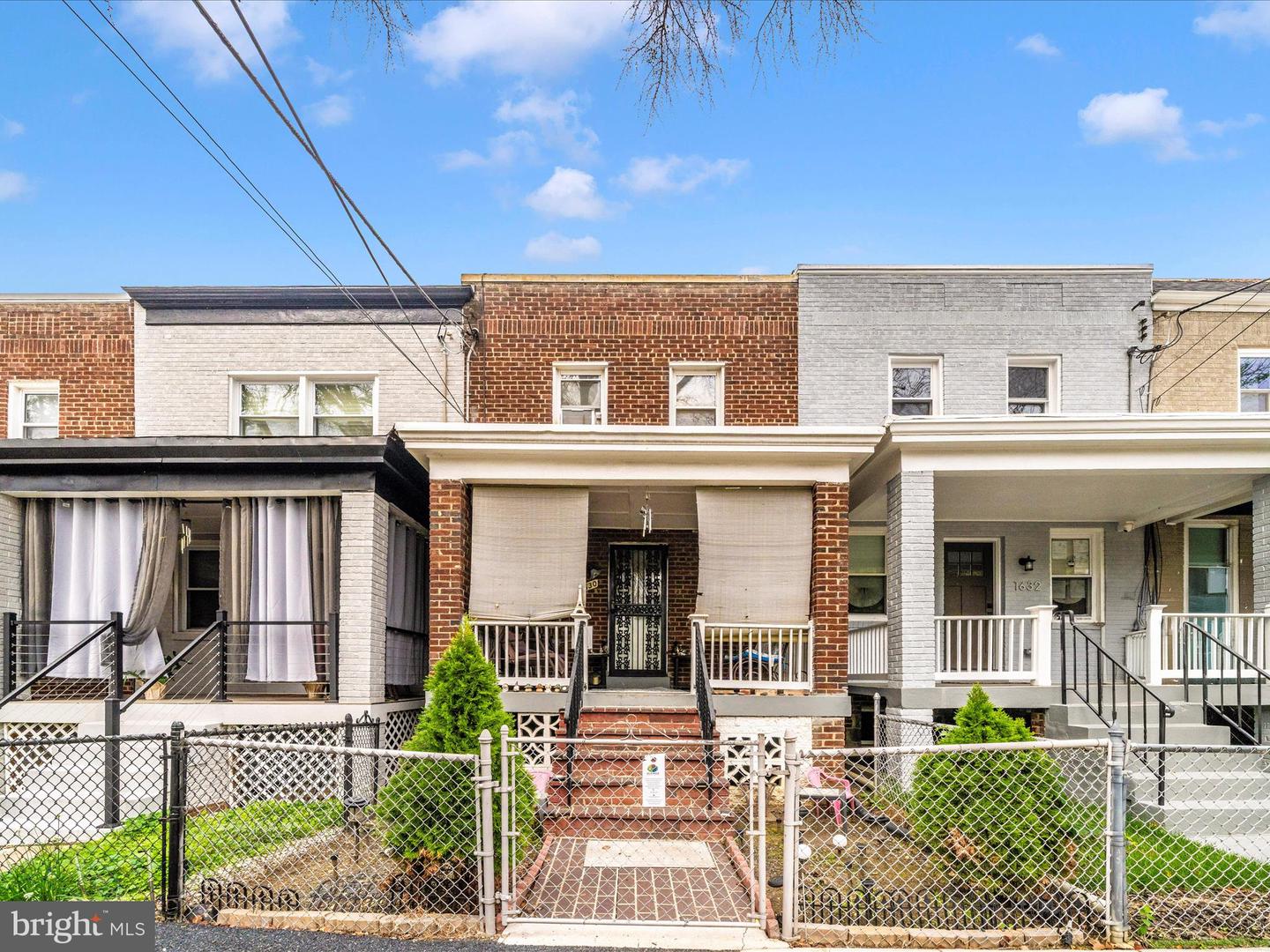 1630 RIDGE PL SE, WASHINGTON, District Of Columbia 20020, 2 Bedrooms Bedrooms, ,1 BathroomBathrooms,Residential,For sale,1630 RIDGE PL SE,DCDC2222278 MLS # DCDC2222278