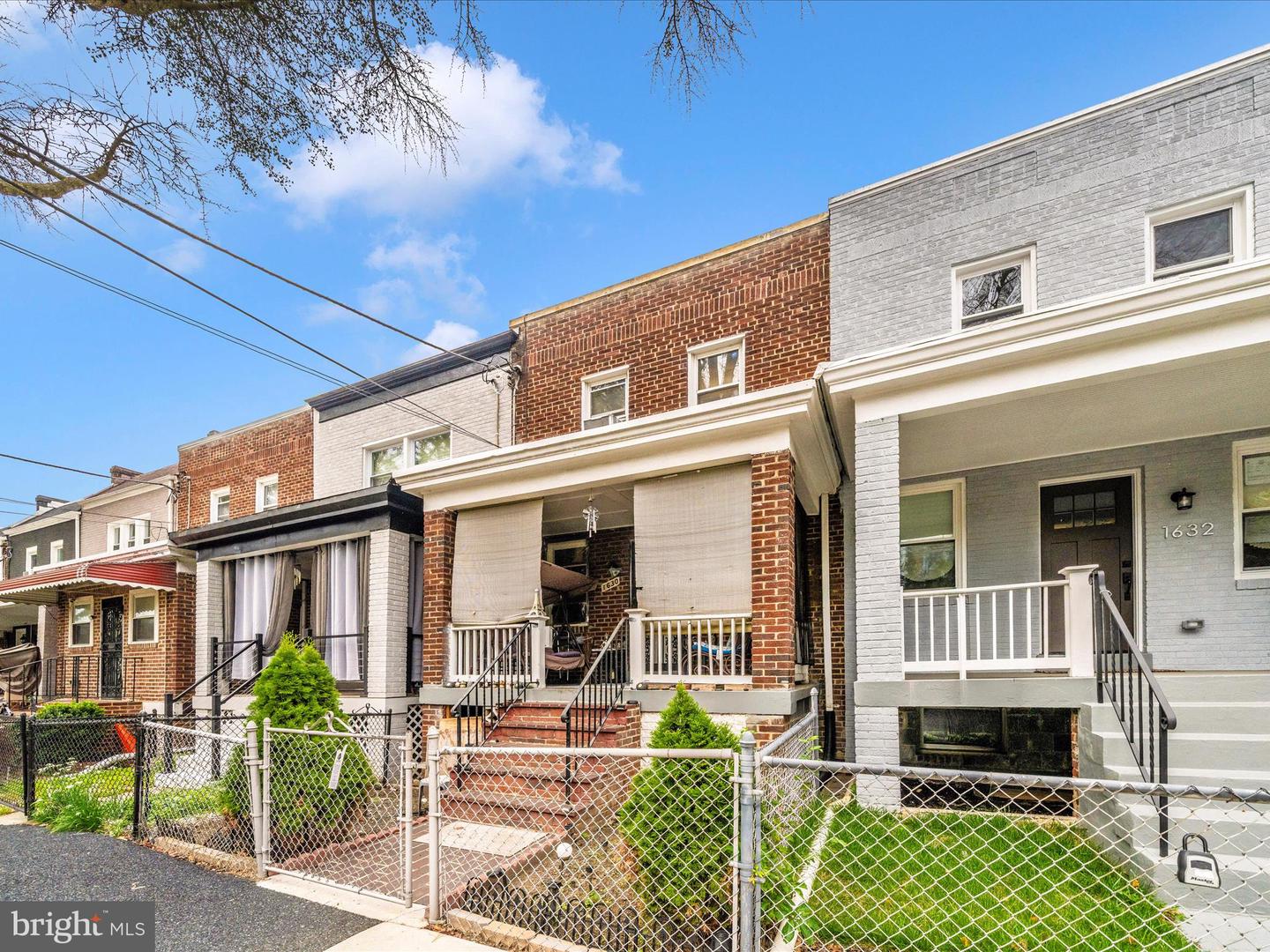 1630 RIDGE PL SE, WASHINGTON, District Of Columbia 20020, 2 Bedrooms Bedrooms, ,1 BathroomBathrooms,Residential,For sale,1630 RIDGE PL SE,DCDC2222278 MLS # DCDC2222278