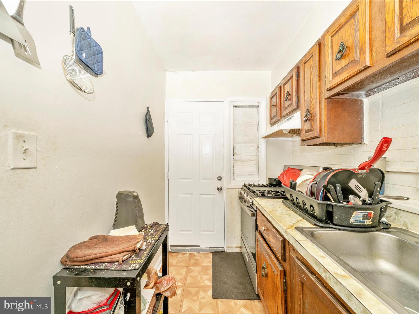 1630 RIDGE PL SE, WASHINGTON, District Of Columbia 20020, 2 Bedrooms Bedrooms, ,1 BathroomBathrooms,Residential,For sale,1630 RIDGE PL SE,DCDC2222278 MLS # DCDC2222278