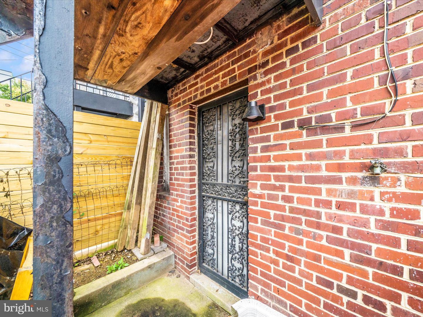 1630 RIDGE PL SE, WASHINGTON, District Of Columbia 20020, 2 Bedrooms Bedrooms, ,1 BathroomBathrooms,Residential,For sale,1630 RIDGE PL SE,DCDC2222278 MLS # DCDC2222278