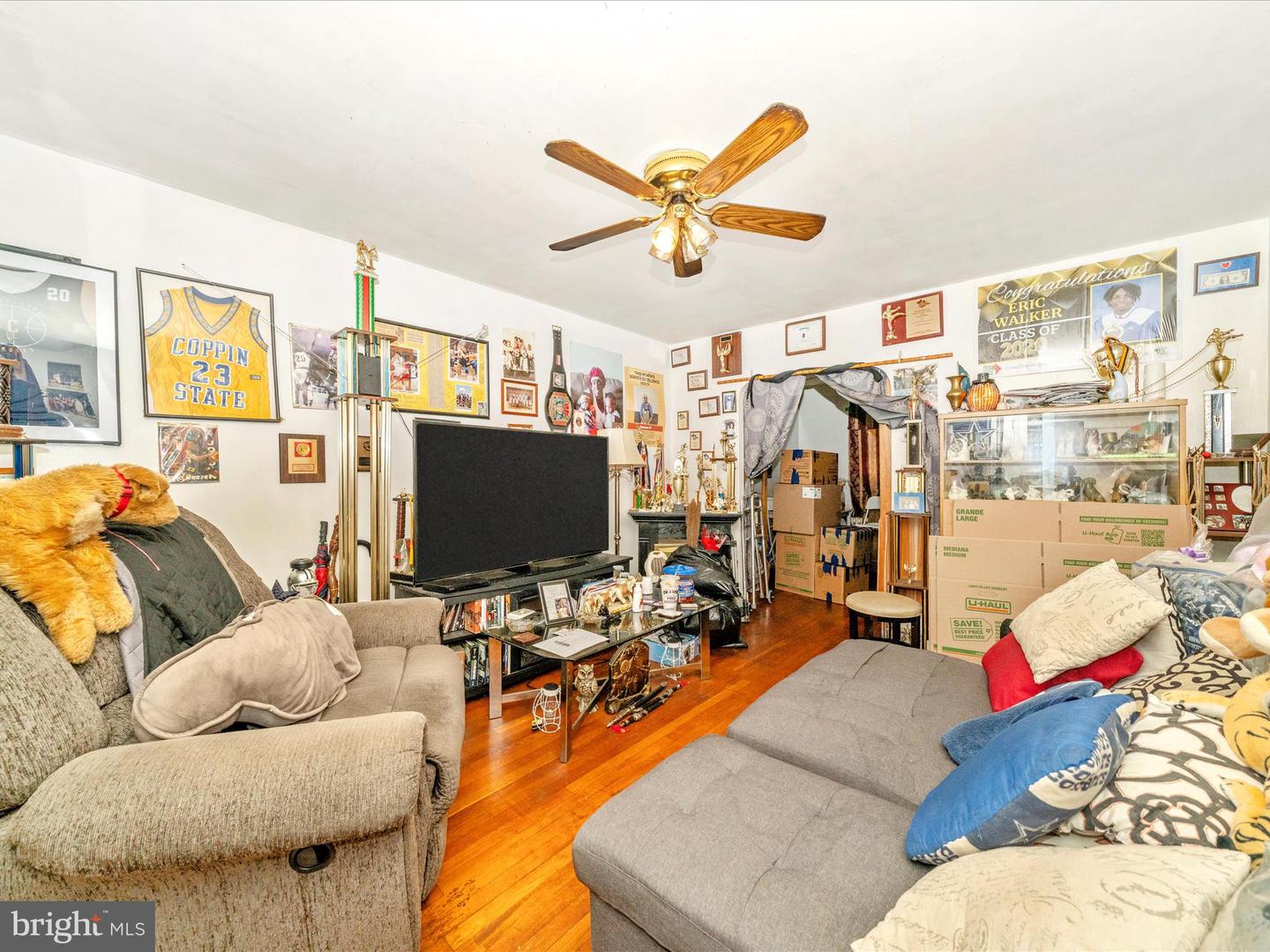 1630 RIDGE PL SE, WASHINGTON, District Of Columbia 20020, 2 Bedrooms Bedrooms, ,1 BathroomBathrooms,Residential,For sale,1630 RIDGE PL SE,DCDC2222278 MLS # DCDC2222278