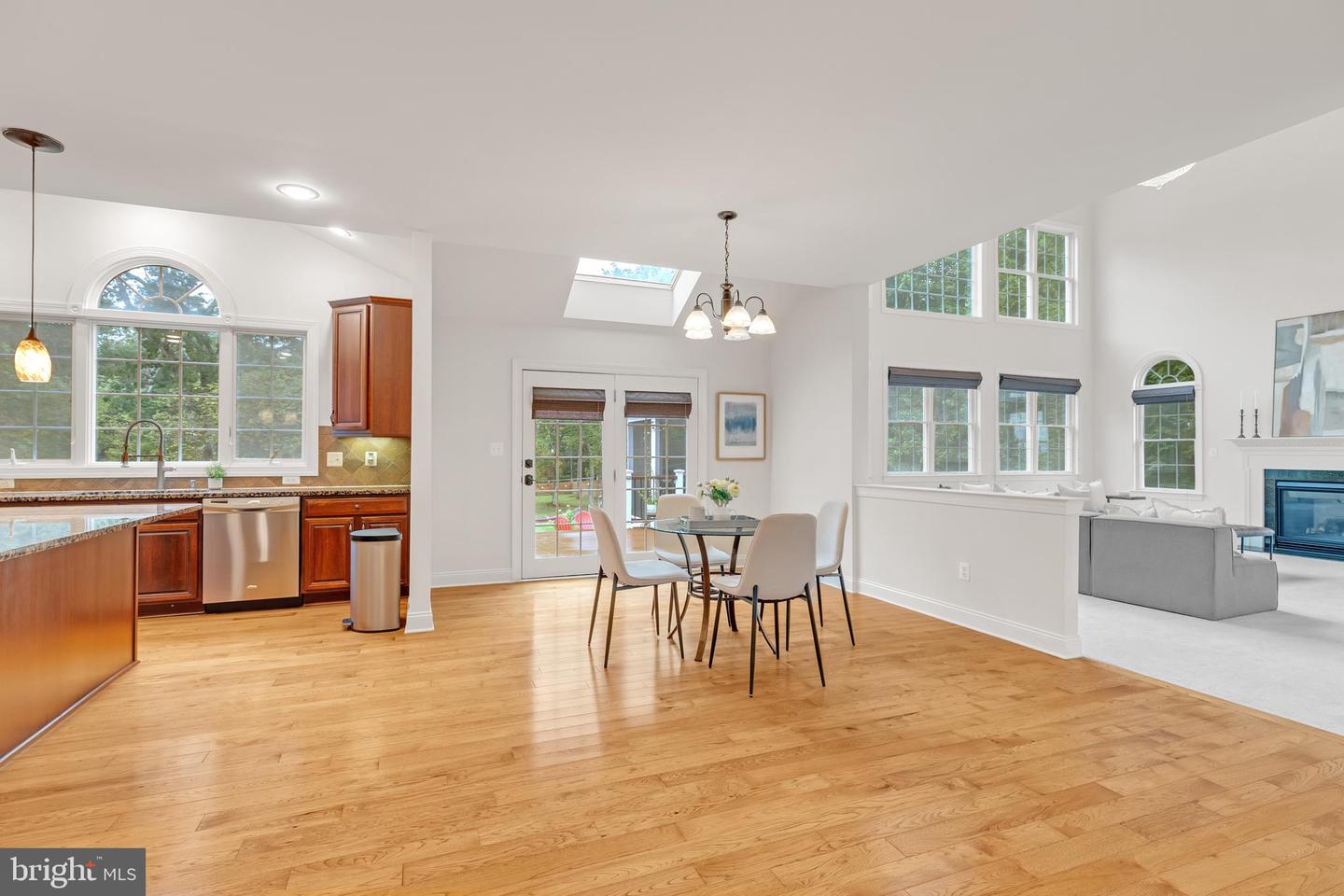 5232 JACOBS CREEK PL, HAYMARKET, Virginia 20169, 4 Bedrooms Bedrooms, ,4 BathroomsBathrooms,Residential,For sale,5232 JACOBS CREEK PL,VAPW2104048 MLS # VAPW2104048