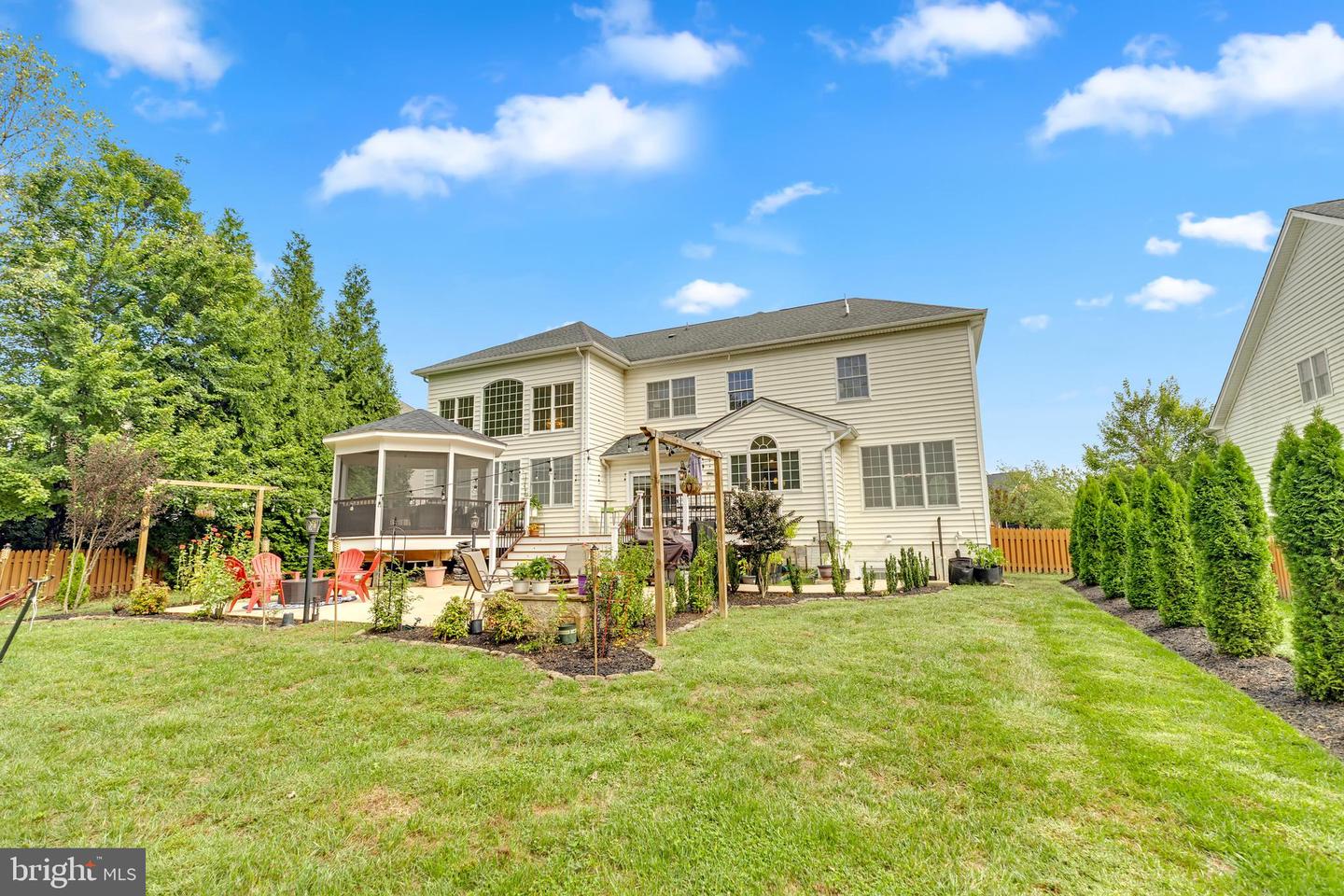 5232 JACOBS CREEK PL, HAYMARKET, Virginia 20169, 4 Bedrooms Bedrooms, ,4 BathroomsBathrooms,Residential,For sale,5232 JACOBS CREEK PL,VAPW2104048 MLS # VAPW2104048