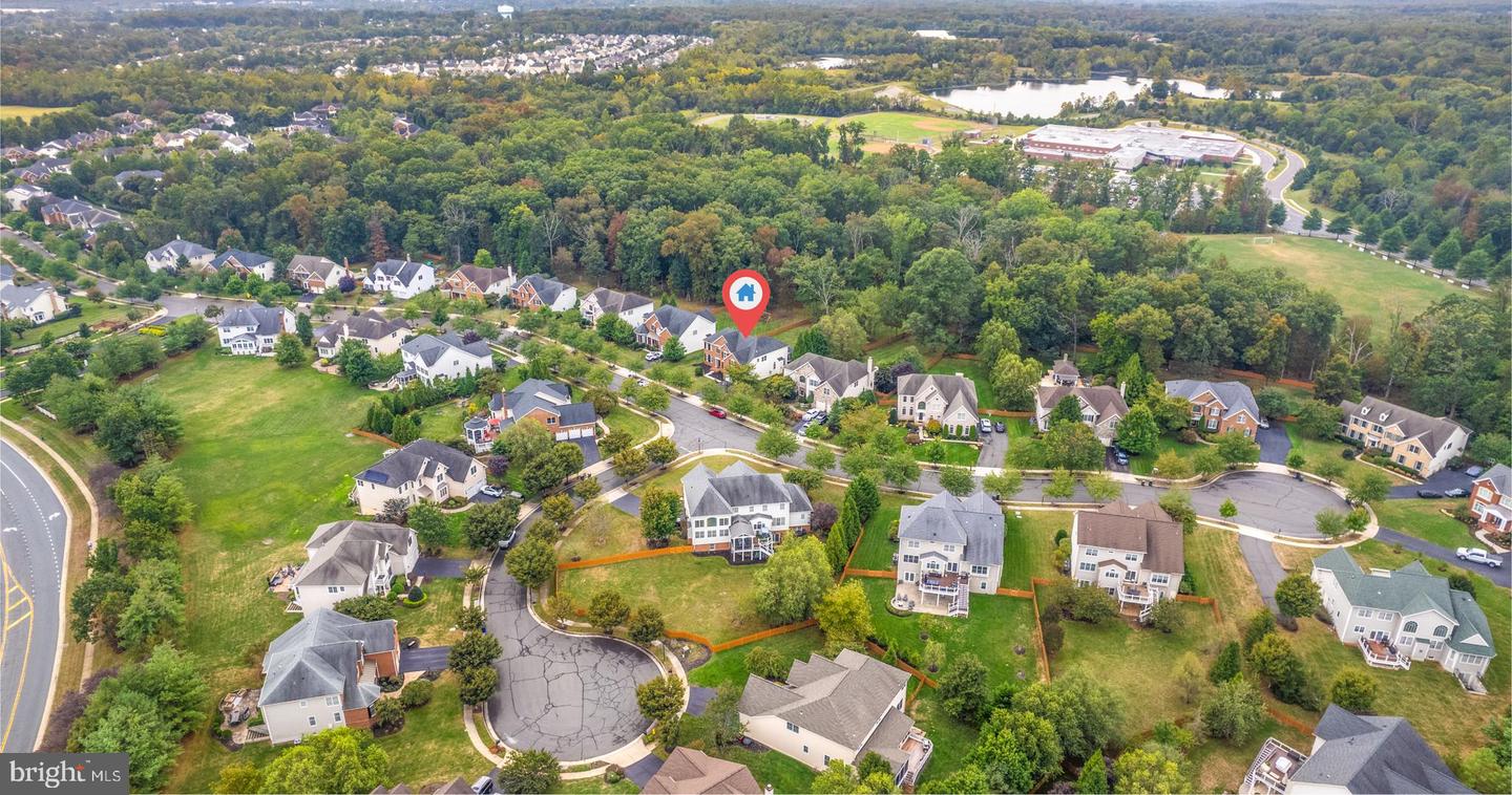 5232 JACOBS CREEK PL, HAYMARKET, Virginia 20169, 4 Bedrooms Bedrooms, ,4 BathroomsBathrooms,Residential,For sale,5232 JACOBS CREEK PL,VAPW2104048 MLS # VAPW2104048