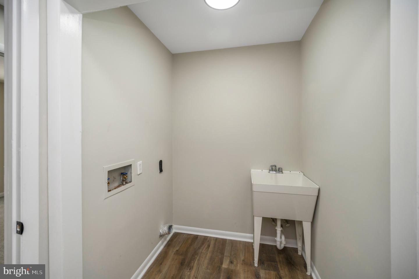 420 BIRDIE RD, LOCUST GROVE, Virginia 22508, 4 Bedrooms Bedrooms, 6 Rooms Rooms,2 BathroomsBathrooms,Residential,For sale,420 BIRDIE RD,VAOR2012286 MLS # VAOR2012286