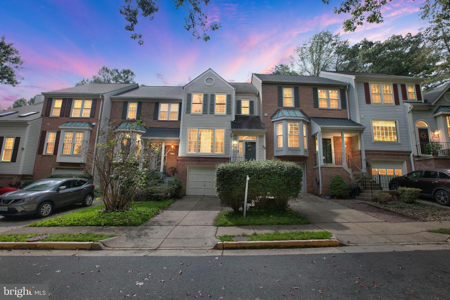 7354 HIDDEN KNOLLS CT, SPRINGFIELD, Virginia 22153, 3 Bedrooms Bedrooms, ,2 BathroomsBathrooms,Residential,For sale,7354 HIDDEN KNOLLS CT,VAFX2267554 MLS # VAFX2267554