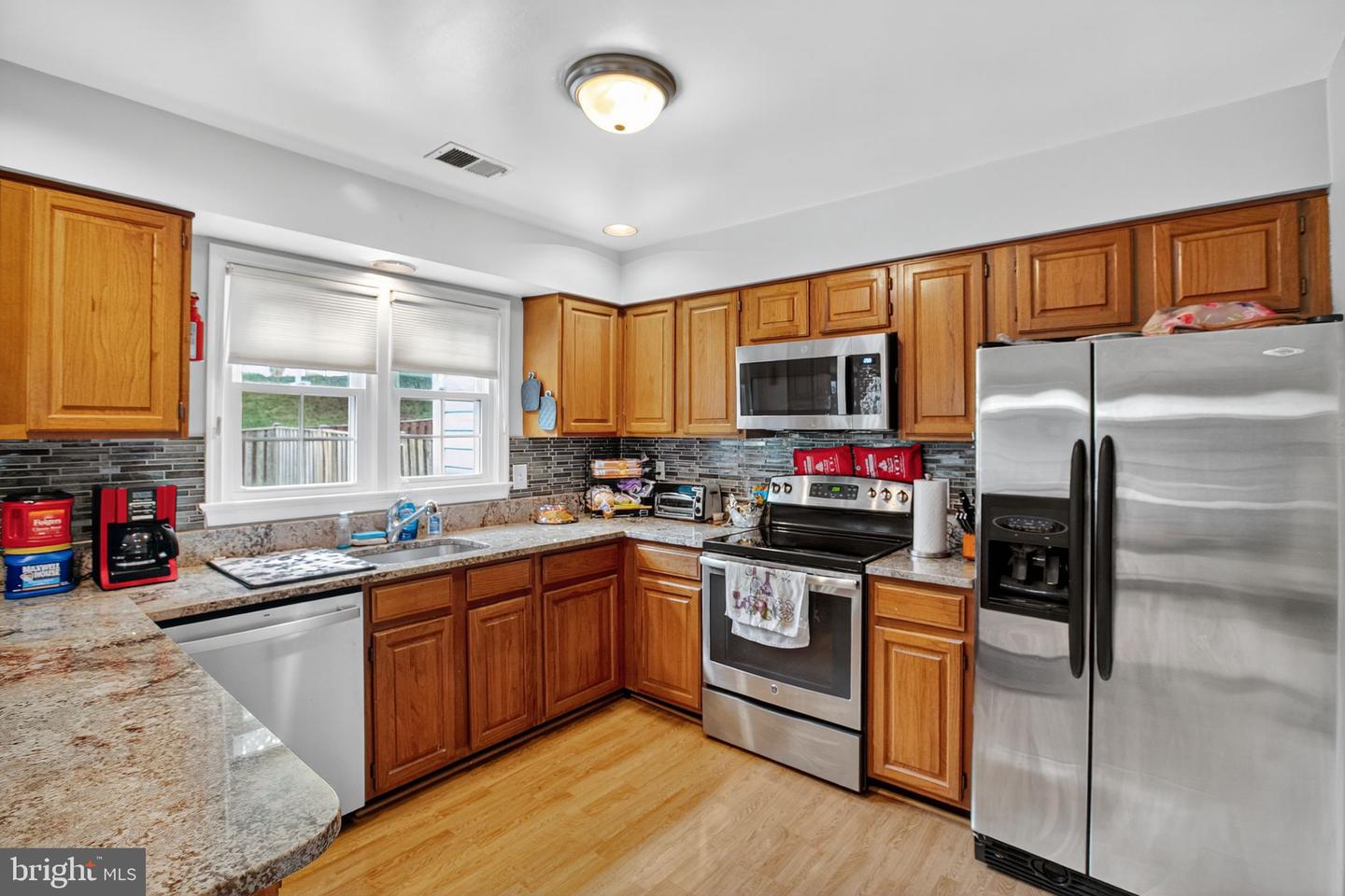 7354 HIDDEN KNOLLS CT, SPRINGFIELD, Virginia 22153, 3 Bedrooms Bedrooms, ,2 BathroomsBathrooms,Residential,For sale,7354 HIDDEN KNOLLS CT,VAFX2267554 MLS # VAFX2267554