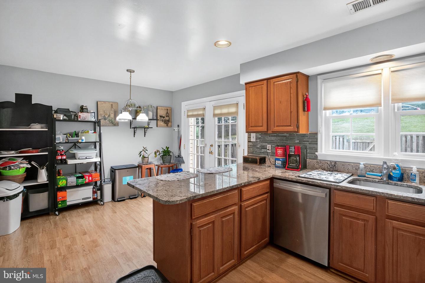 7354 HIDDEN KNOLLS CT, SPRINGFIELD, Virginia 22153, 3 Bedrooms Bedrooms, ,2 BathroomsBathrooms,Residential,For sale,7354 HIDDEN KNOLLS CT,VAFX2267554 MLS # VAFX2267554