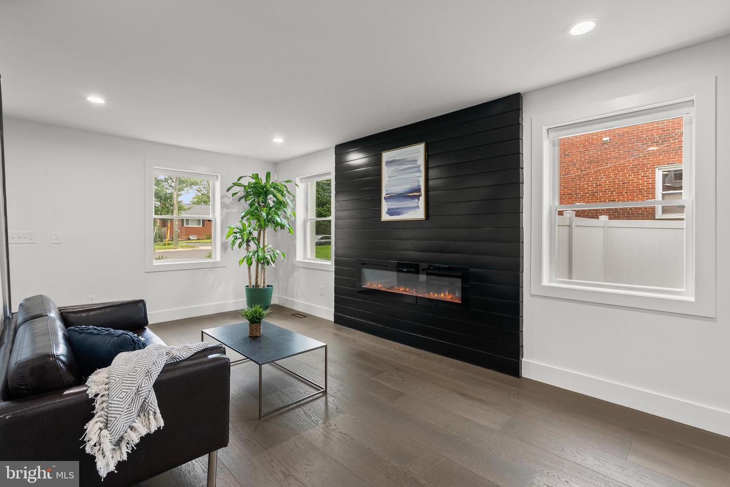 3509 MEMORIAL ST, ALEXANDRIA, Virginia 22310, 5 Bedrooms Bedrooms, ,4 BathroomsBathrooms,Residential,For sale,3509 MEMORIAL ST,VAFX2267640 MLS # VAFX2267640