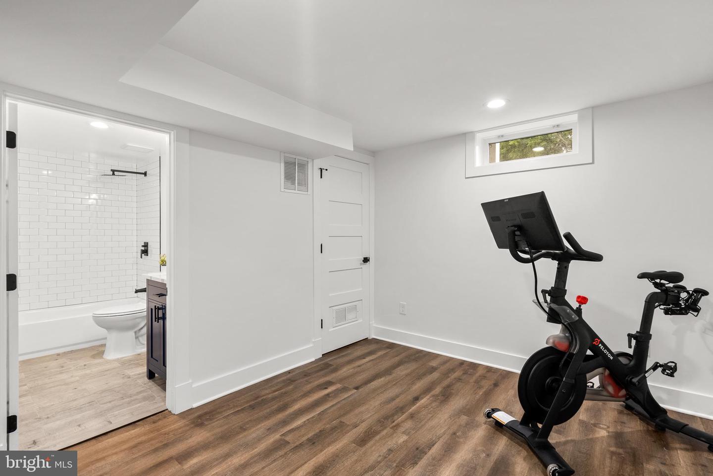 3509 MEMORIAL ST, ALEXANDRIA, Virginia 22310, 5 Bedrooms Bedrooms, ,4 BathroomsBathrooms,Residential,For sale,3509 MEMORIAL ST,VAFX2267640 MLS # VAFX2267640