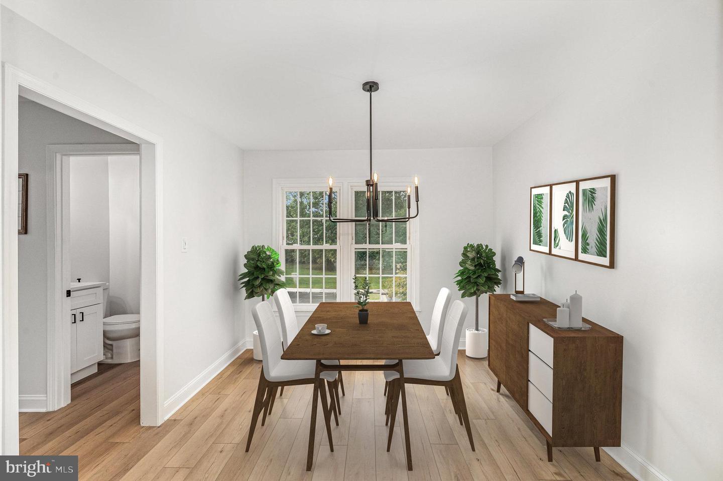 8507 LAKINHURST LN, SPRINGFIELD, Virginia 22152, 4 Bedrooms Bedrooms, ,3 BathroomsBathrooms,Residential,For sale,8507 LAKINHURST LN,VAFX2267722 MLS # VAFX2267722