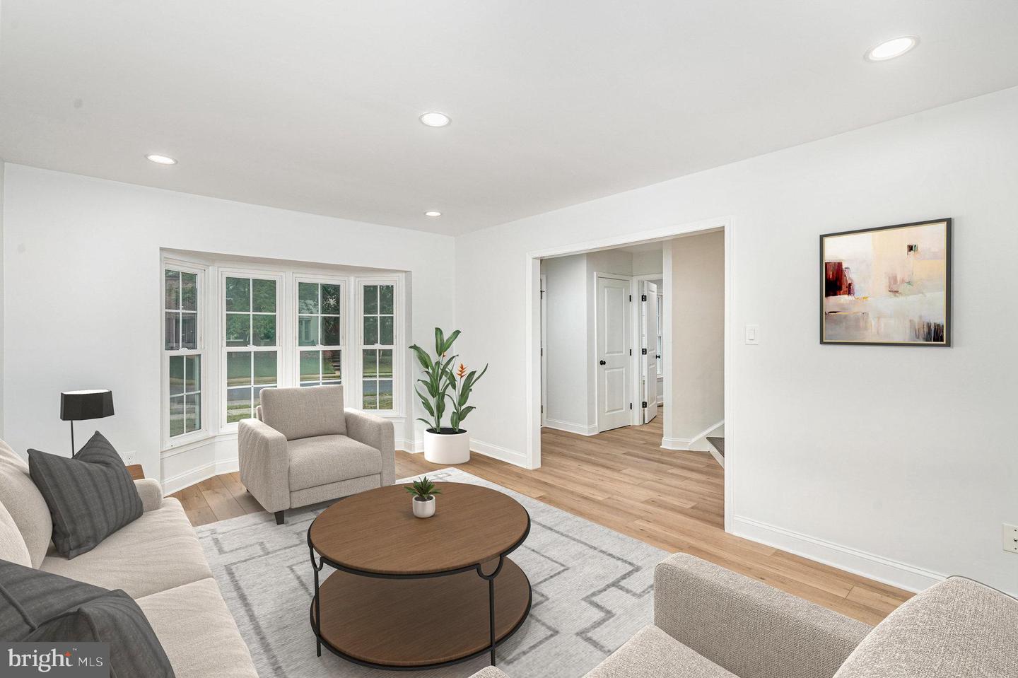 8507 LAKINHURST LN, SPRINGFIELD, Virginia 22152, 4 Bedrooms Bedrooms, ,3 BathroomsBathrooms,Residential,For sale,8507 LAKINHURST LN,VAFX2267722 MLS # VAFX2267722