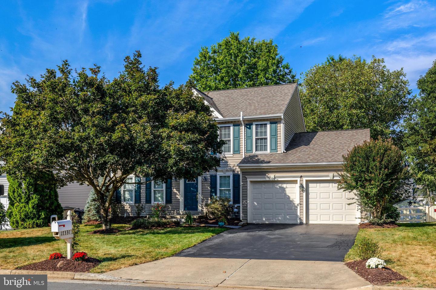 17331 ARROWOOD PL, ROUND HILL, Virginia 20141, 4 Bedrooms Bedrooms, ,2 BathroomsBathrooms,Residential,For sale,17331 ARROWOOD PL,VALO2107050 MLS # VALO2107050