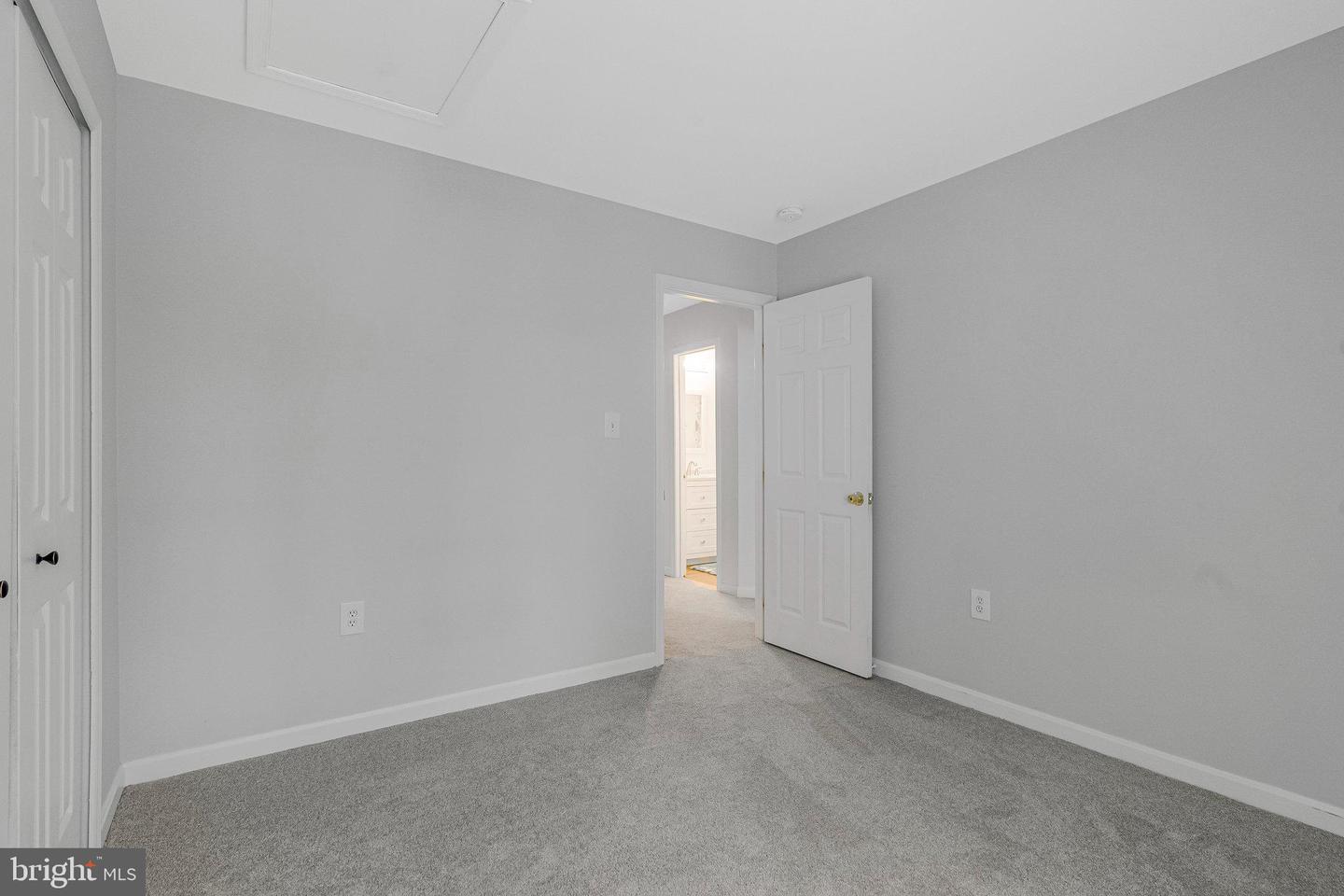 17331 ARROWOOD PL, ROUND HILL, Virginia 20141, 4 Bedrooms Bedrooms, ,2 BathroomsBathrooms,Residential,For sale,17331 ARROWOOD PL,VALO2107050 MLS # VALO2107050