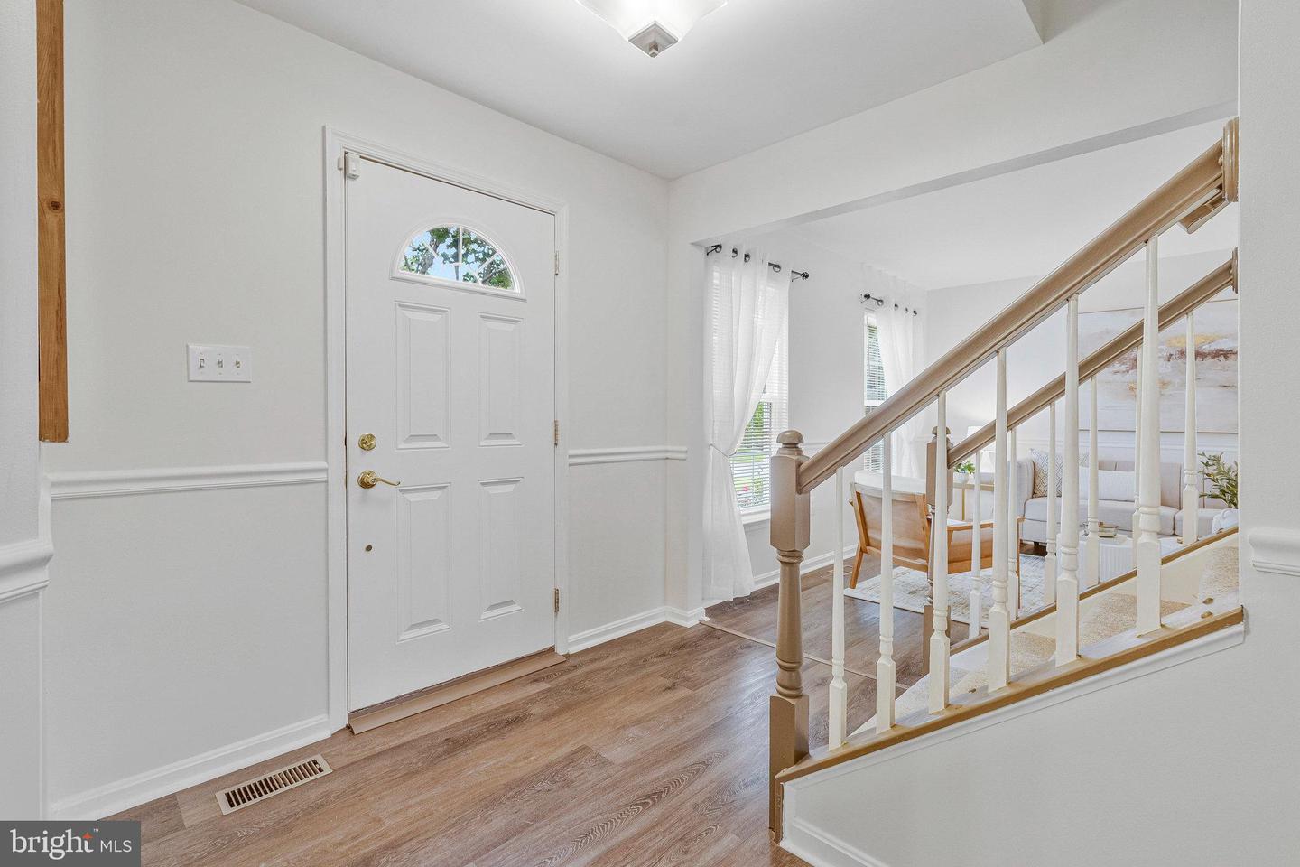17331 ARROWOOD PL, ROUND HILL, Virginia 20141, 4 Bedrooms Bedrooms, ,2 BathroomsBathrooms,Residential,For sale,17331 ARROWOOD PL,VALO2107050 MLS # VALO2107050