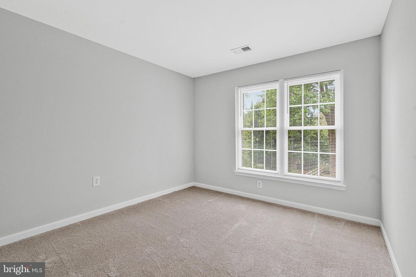 17331 ARROWOOD PL, ROUND HILL, Virginia 20141, 4 Bedrooms Bedrooms, ,2 BathroomsBathrooms,Residential,For sale,17331 ARROWOOD PL,VALO2107050 MLS # VALO2107050