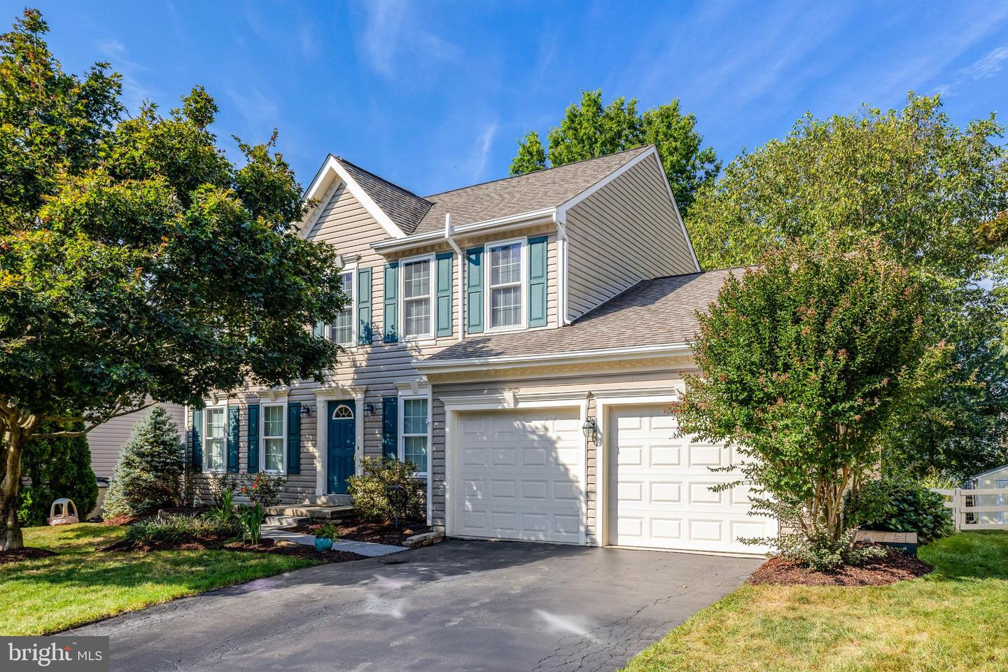 17331 ARROWOOD PL, ROUND HILL, Virginia 20141, 4 Bedrooms Bedrooms, ,2 BathroomsBathrooms,Residential,For sale,17331 ARROWOOD PL,VALO2107050 MLS # VALO2107050