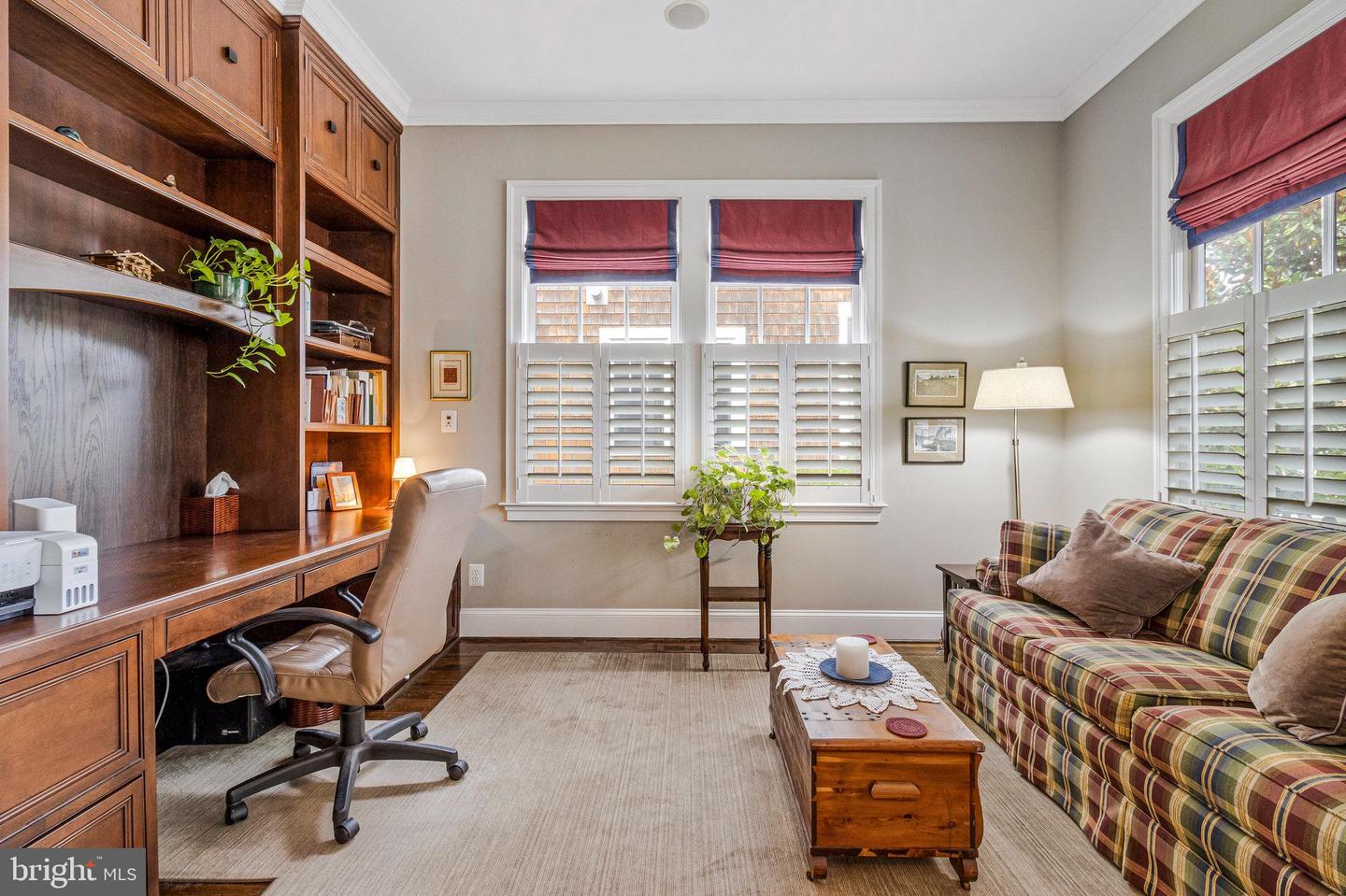 1318 N JACKSON ST N, ARLINGTON, Virginia 22201, 4 Bedrooms Bedrooms, ,5 BathroomsBathrooms,Residential,For sale,1318 N JACKSON ST N,VAAR2063832 MLS # VAAR2063832